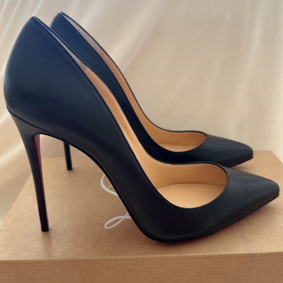 Christian Louboutin Pigalle Black Heels - Picture 5 of 11